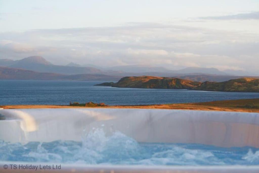 Locholly Lodge Achiltibuie Екстериор снимка