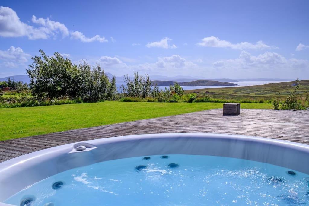 Locholly Lodge Achiltibuie Екстериор снимка